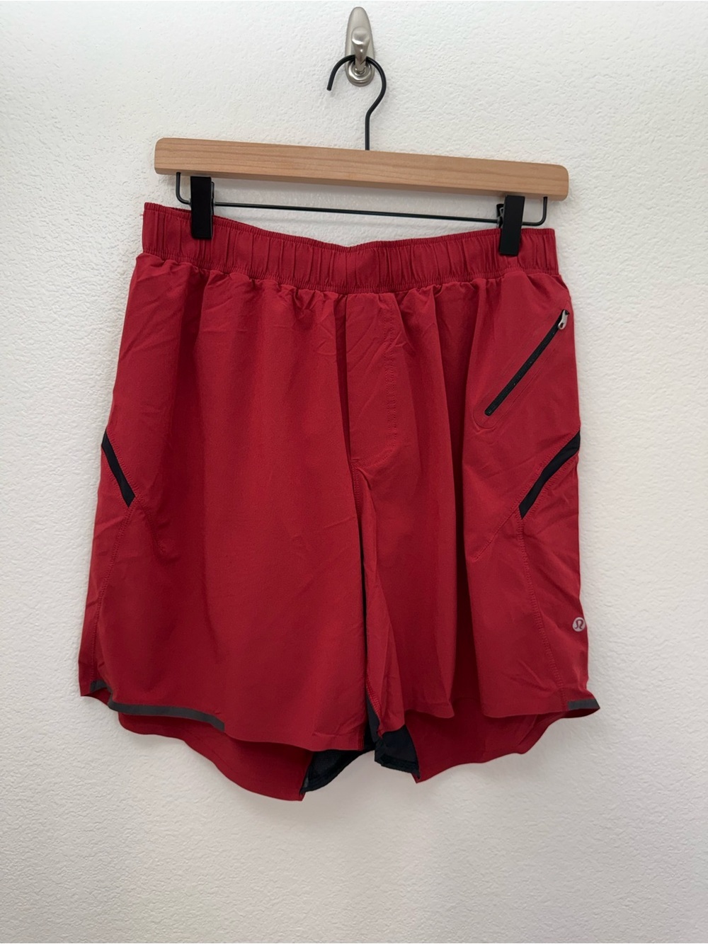 Lululemon Pace Breaker Shorts - Red Large